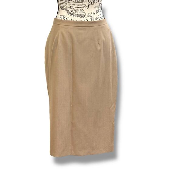 NWT Max Mara Size 8 Tan Wool Silk Pencil Skirt Classic Designer - Picture 1 of 6